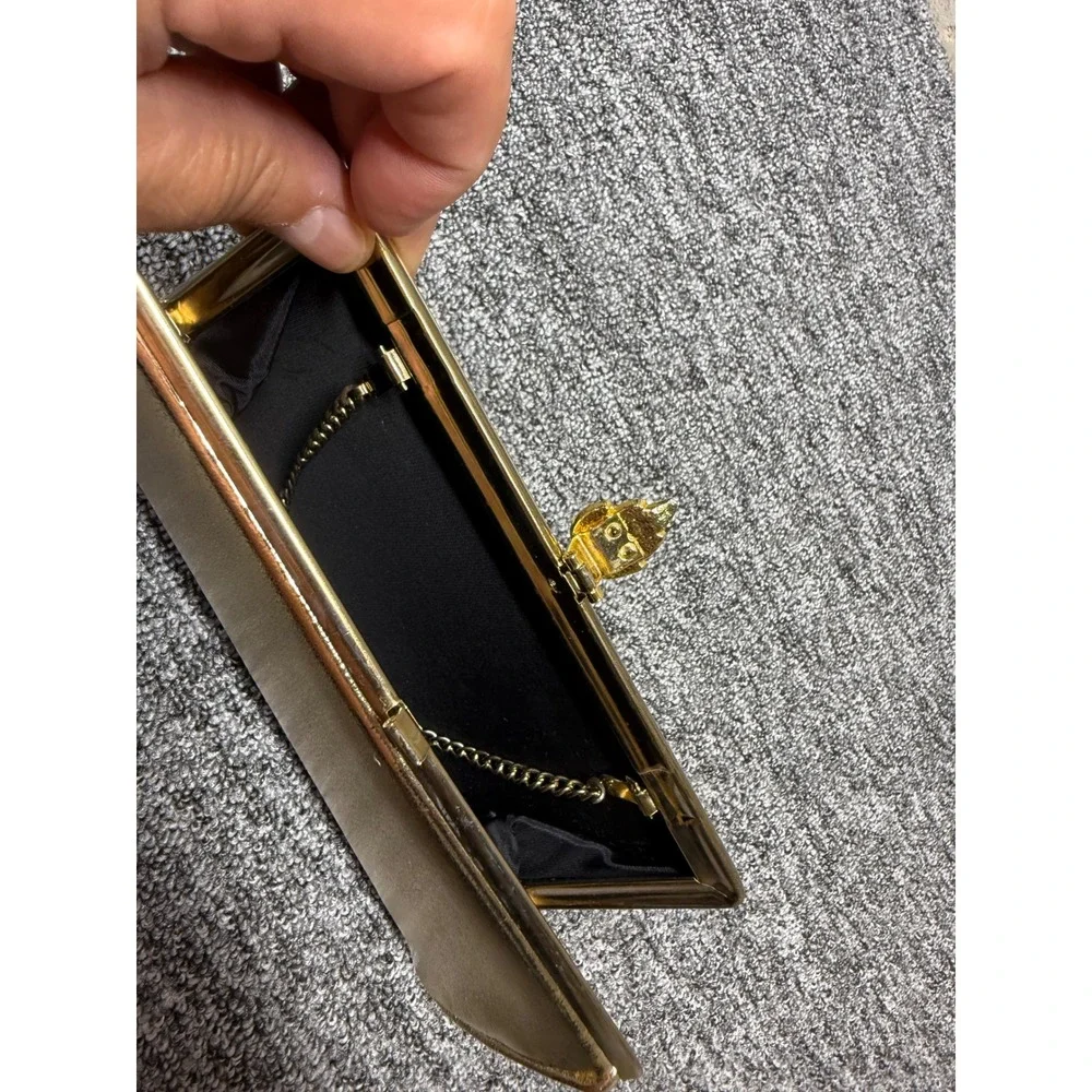 Vintage Gold Metallic Evening Clutch‎ Bag Rhinestone Leaf Clasp Chain Strap Glam
